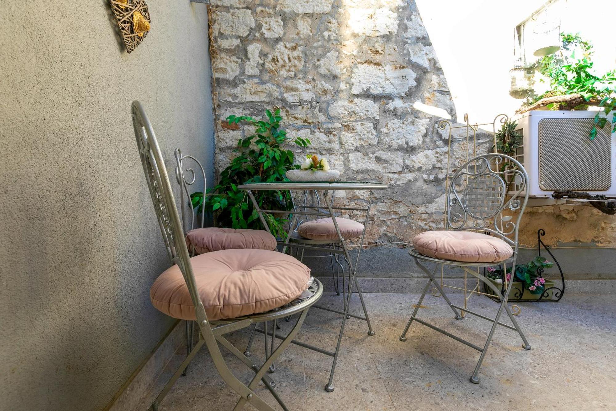 Duplex Apartment Camelia In Charming Old Town Rovinj Ngoại thất bức ảnh